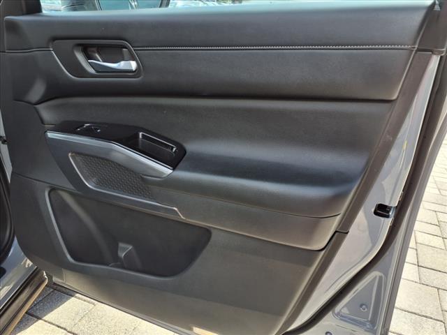 used 2022 Nissan Pathfinder car, priced at $33,995
