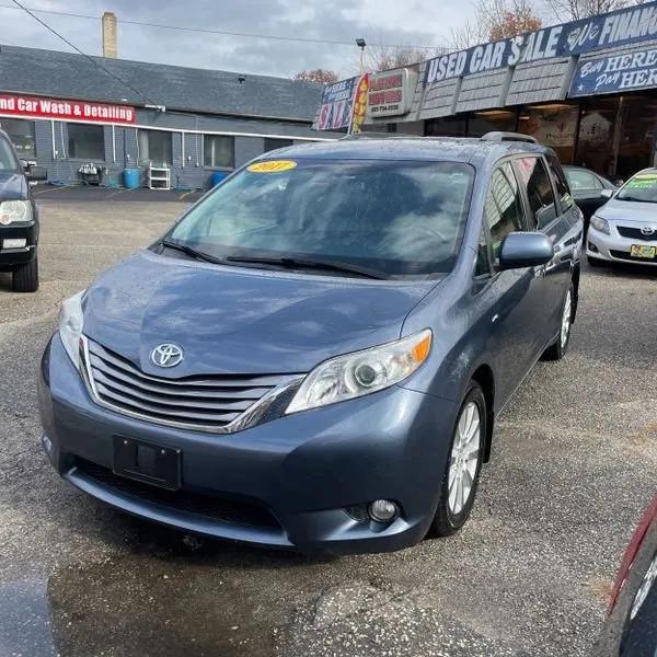used 2017 Toyota Sienna car, priced at $13,495