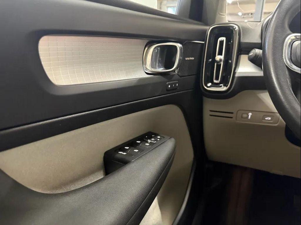 used 2019 Volvo XC40 car, priced at $13,495
