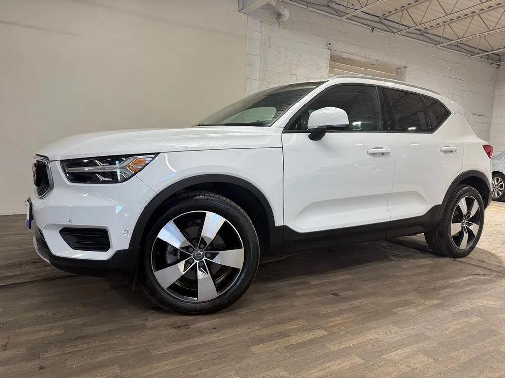 used 2019 Volvo XC40 car, priced at $13,495