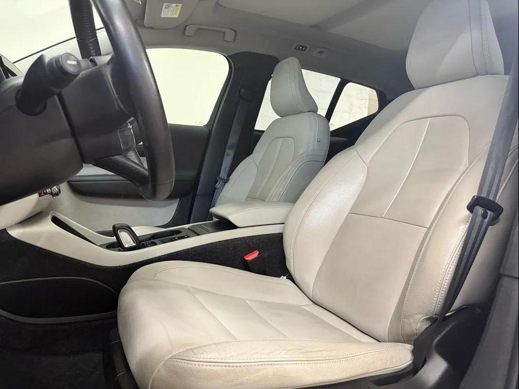 used 2019 Volvo XC40 car, priced at $13,495