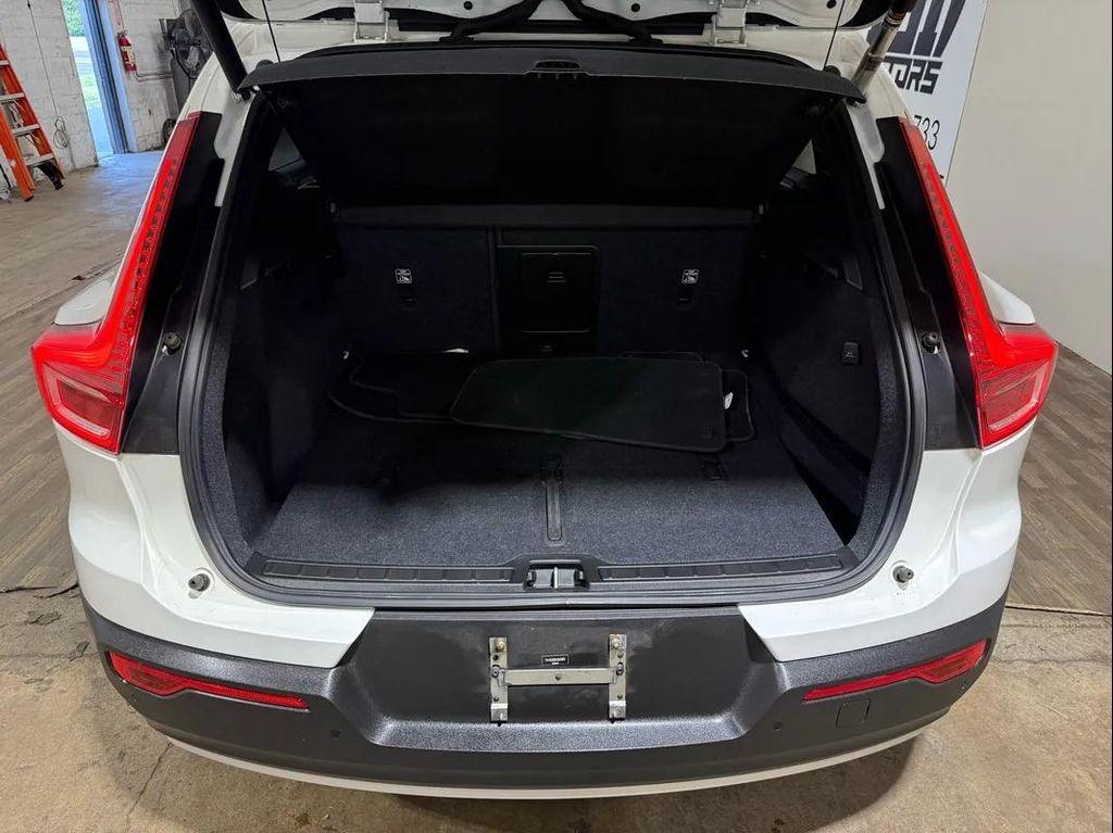 used 2019 Volvo XC40 car, priced at $13,495