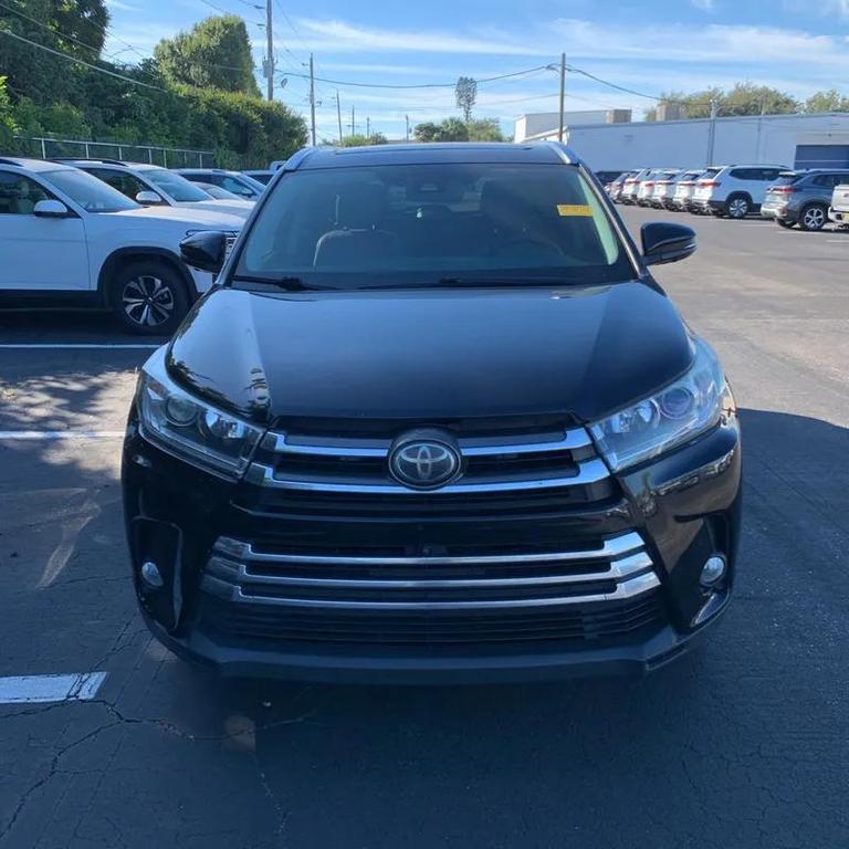 used 2017 Toyota Highlander car, priced at $17,995