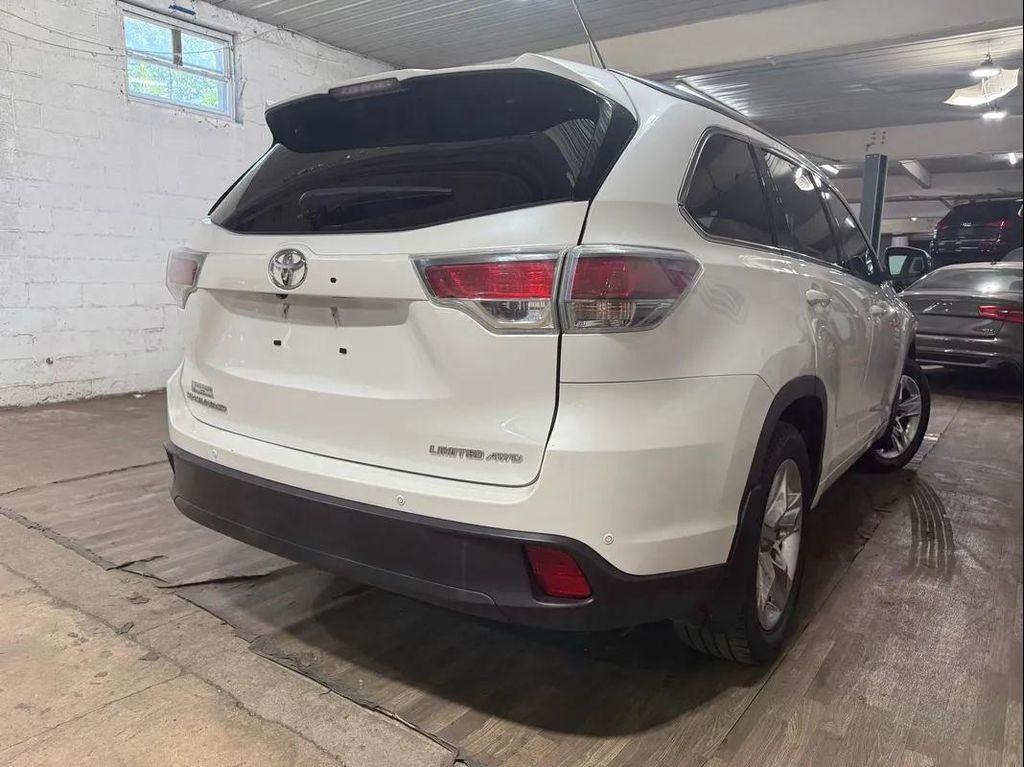 used 2016 Toyota Highlander car, priced at $15,495