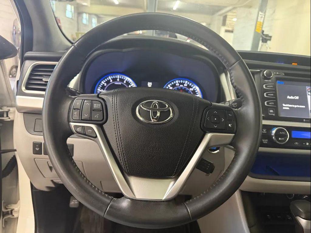 used 2016 Toyota Highlander car, priced at $15,495