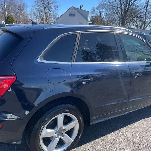 used 2011 Audi Q5 car, priced at $7,495