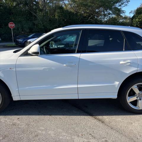 used 2011 Audi Q5 car, priced at $6,995