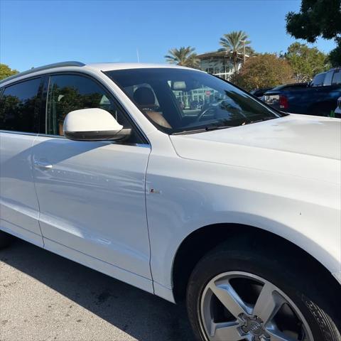 used 2011 Audi Q5 car, priced at $6,995