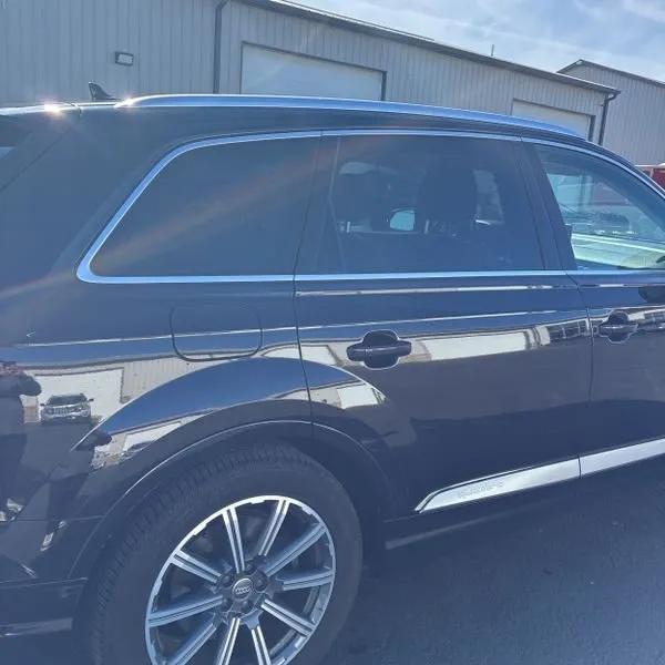 used 2017 Audi Q7 car, priced at $11,995