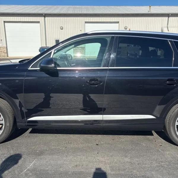 used 2017 Audi Q7 car, priced at $11,995