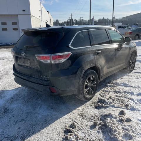 used 2016 Toyota Highlander car, priced at $13,995