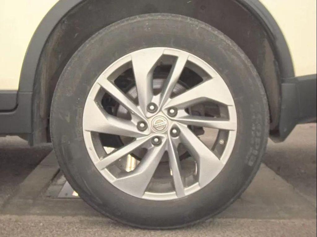 used 2015 Nissan Rogue car, priced at $7,495