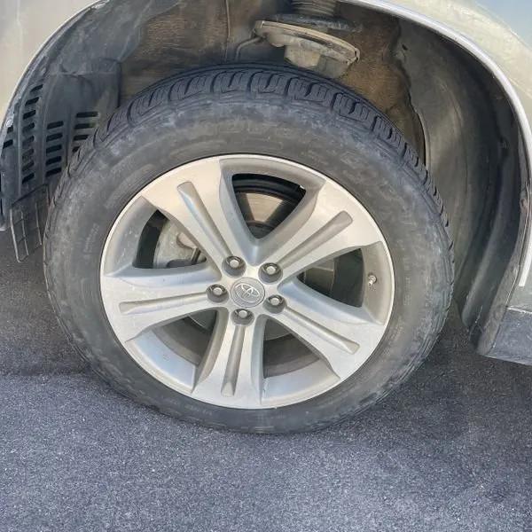 used 2012 Toyota Highlander car, priced at $8,995