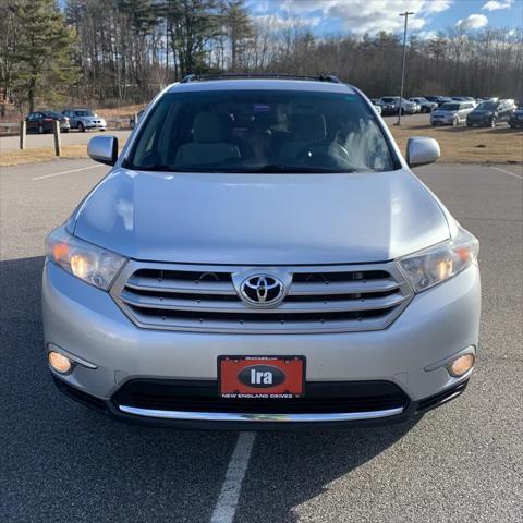 used 2011 Toyota Highlander car, priced at $9,495