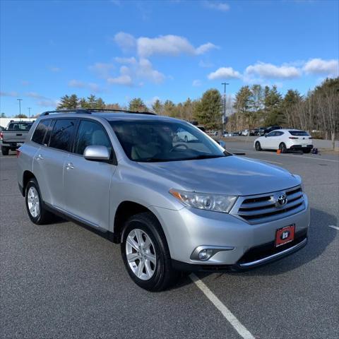 used 2011 Toyota Highlander car, priced at $9,495