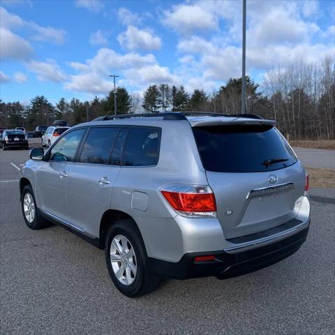 used 2011 Toyota Highlander car, priced at $9,495