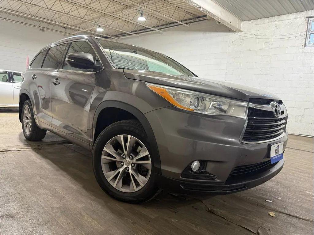 used 2014 Toyota Highlander car, priced at $10,495