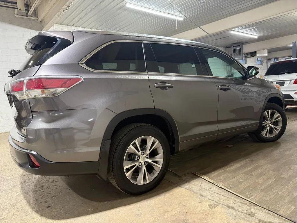 used 2014 Toyota Highlander car, priced at $10,495