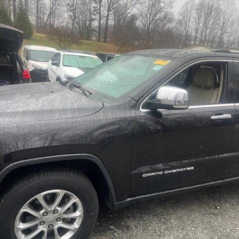 used 2014 Jeep Grand Cherokee car, priced at $7,495