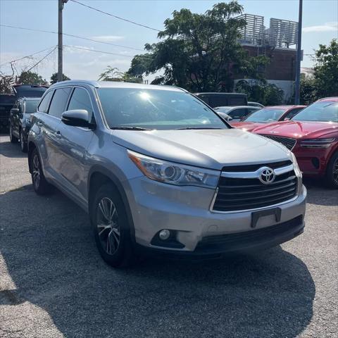 used 2016 Toyota Highlander car, priced at $15,995