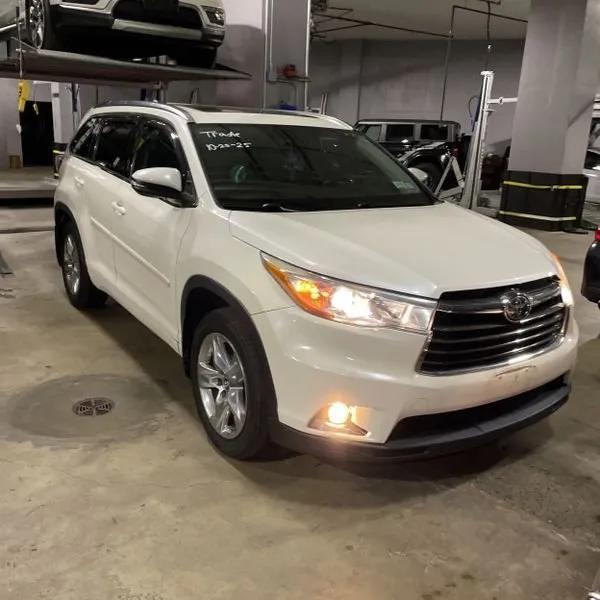 used 2016 Toyota Highlander car, priced at $16,995