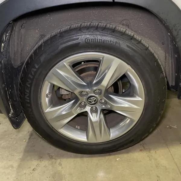 used 2016 Toyota Highlander car, priced at $16,995