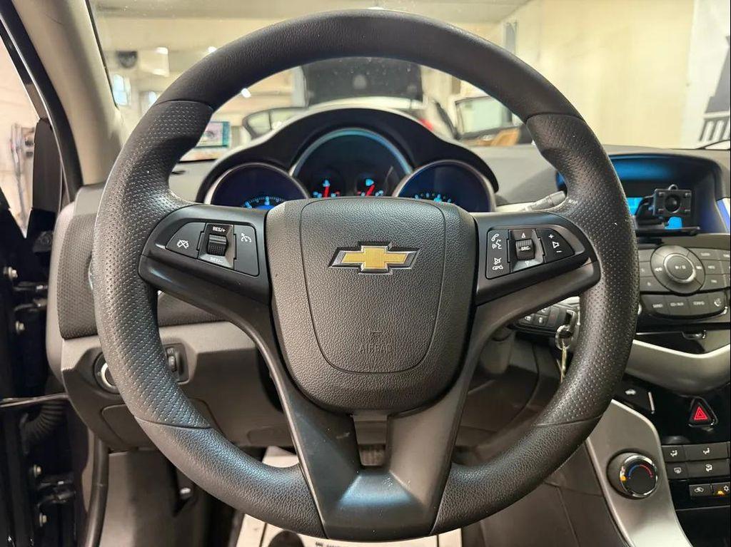 used 2015 Chevrolet Cruze car, priced at $5,495