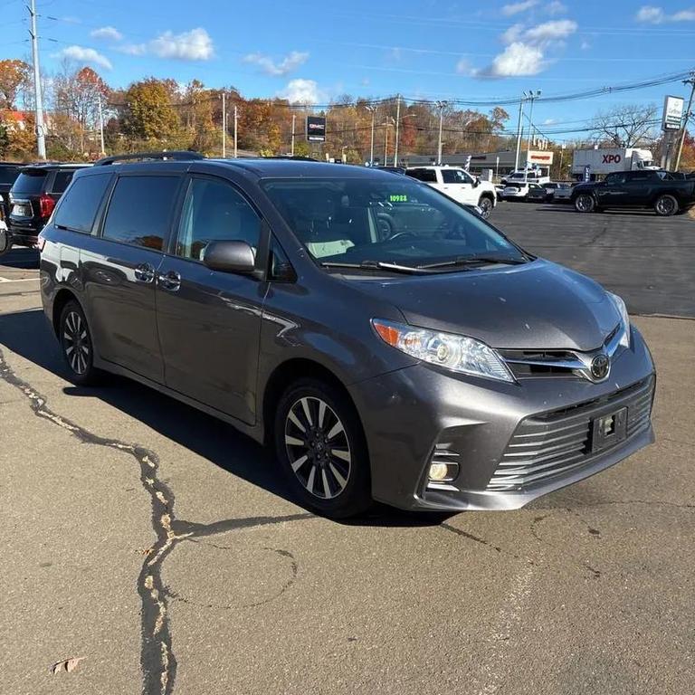 used 2018 Toyota Sienna car, priced at $19,995