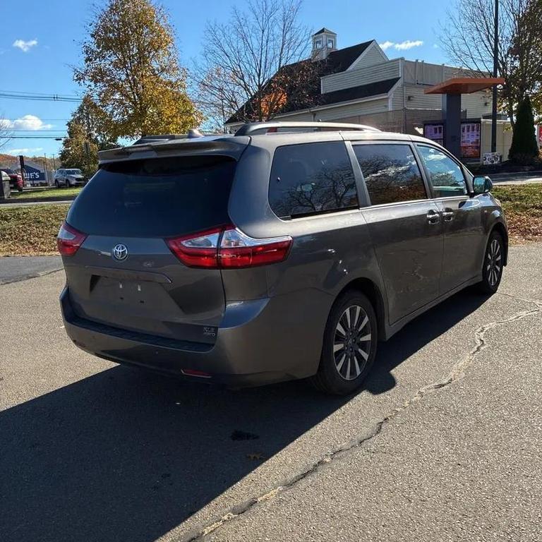 used 2018 Toyota Sienna car, priced at $19,995