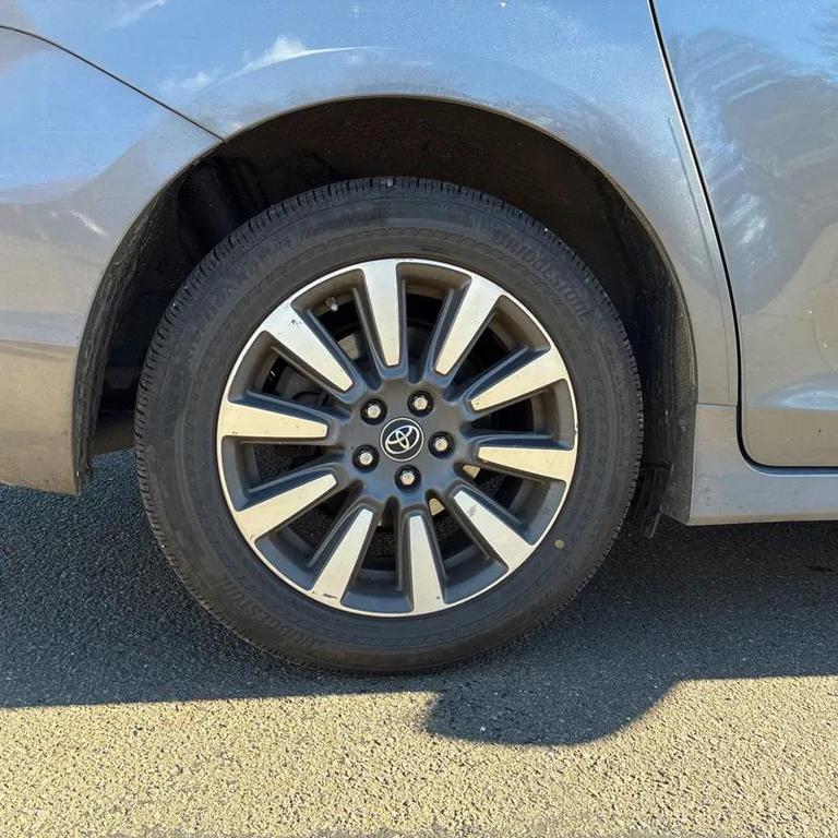 used 2018 Toyota Sienna car, priced at $19,995