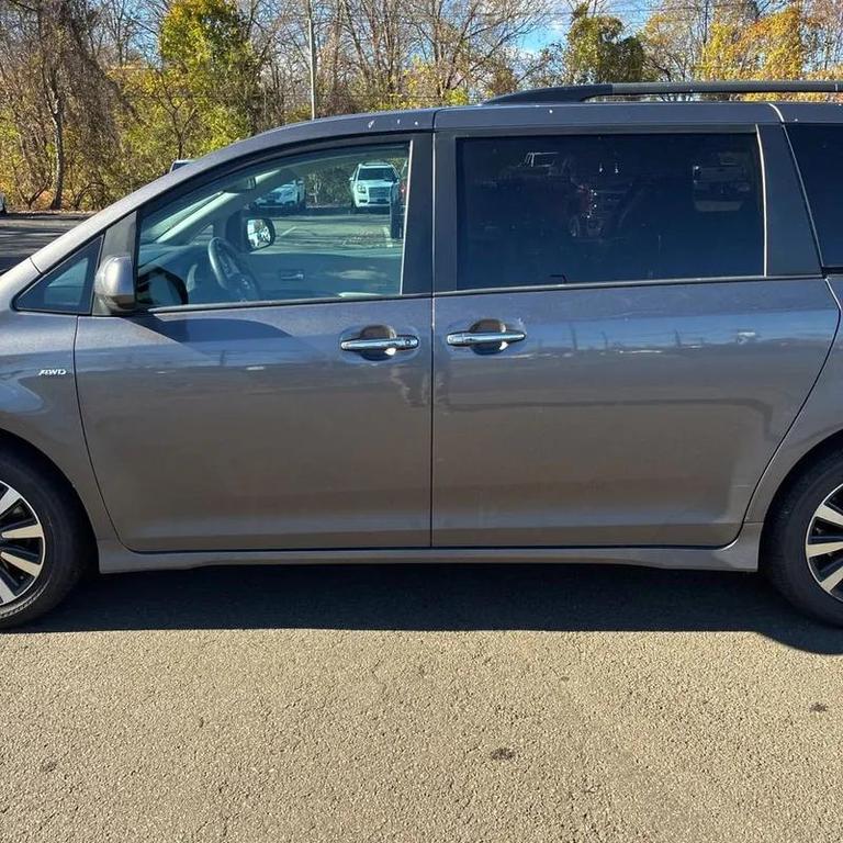 used 2018 Toyota Sienna car, priced at $19,995