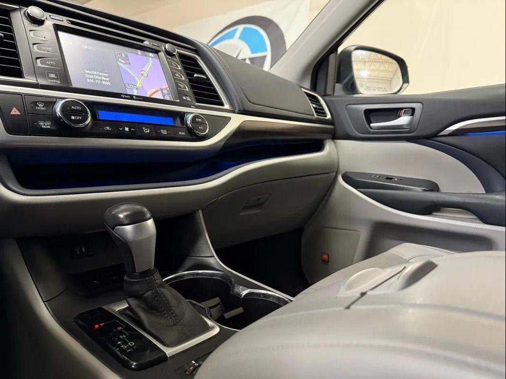 used 2015 Toyota Highlander car, priced at $14,995