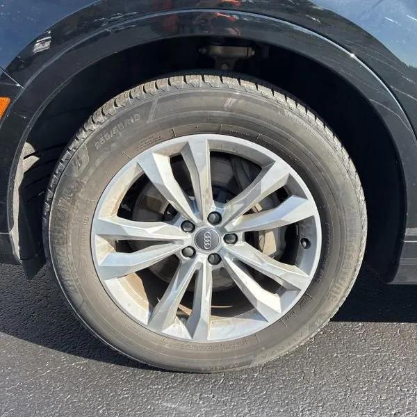 used 2018 Audi Q7 car, priced at $13,495