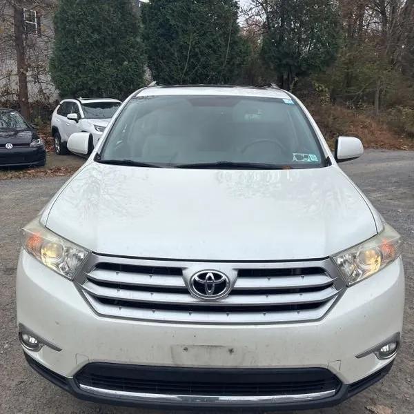 used 2012 Toyota Highlander car, priced at $7,495