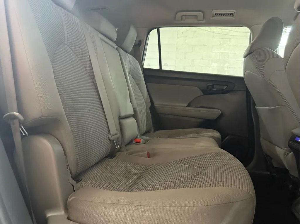 used 2022 Toyota Highlander car, priced at $27,995