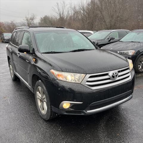 used 2013 Toyota Highlander car, priced at $9,995