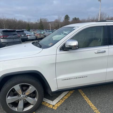 used 2015 Jeep Grand Cherokee car, priced at $10,495