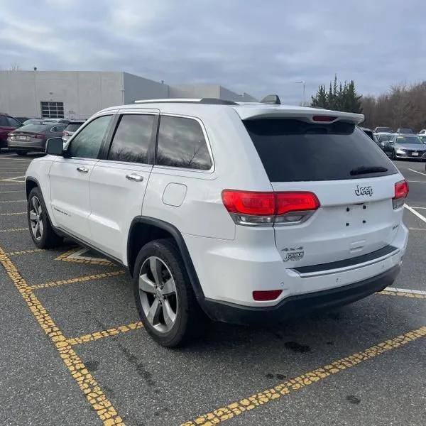 used 2015 Jeep Grand Cherokee car, priced at $10,495