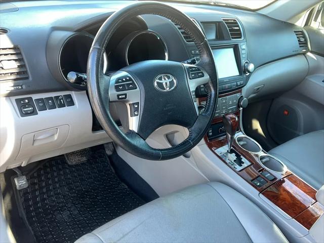 used 2011 Toyota Highlander car, priced at $7,995