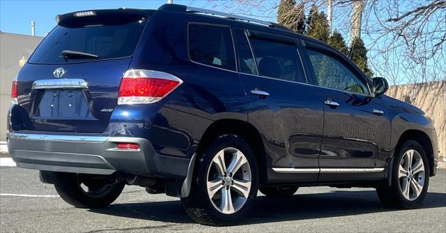 used 2011 Toyota Highlander car, priced at $7,995