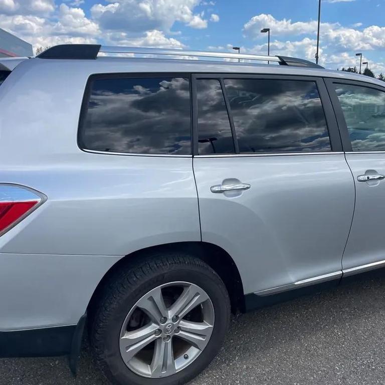 used 2012 Toyota Highlander car, priced at $11,495