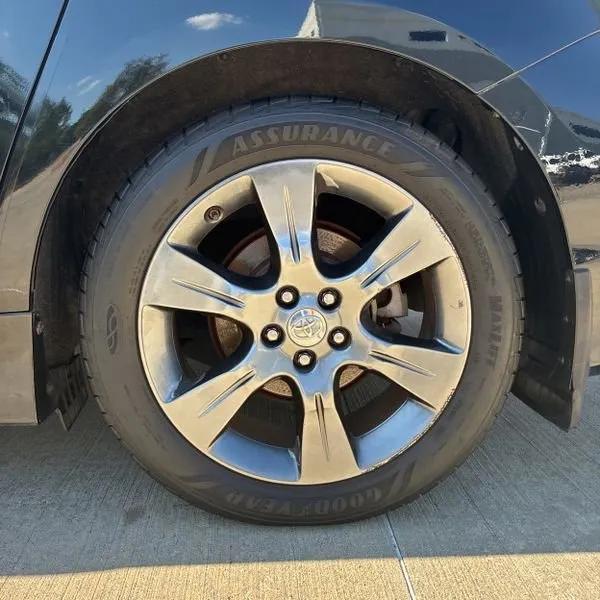 used 2016 Toyota Sienna car, priced at $15,495