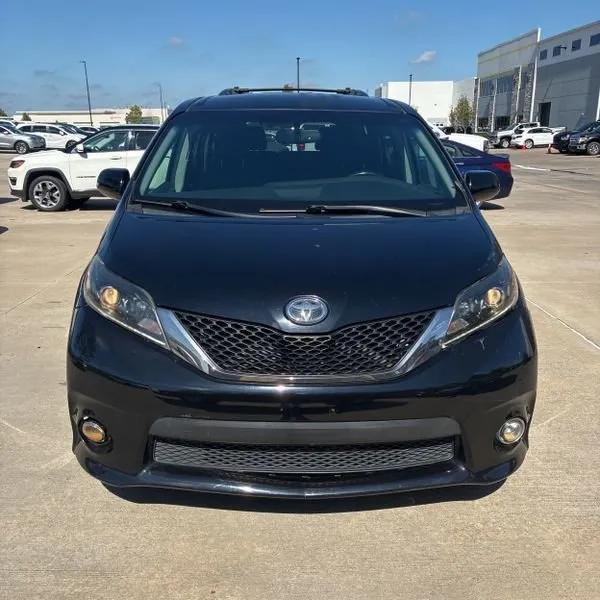 used 2016 Toyota Sienna car, priced at $15,495