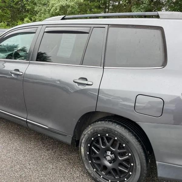 used 2013 Toyota Highlander car, priced at $8,495