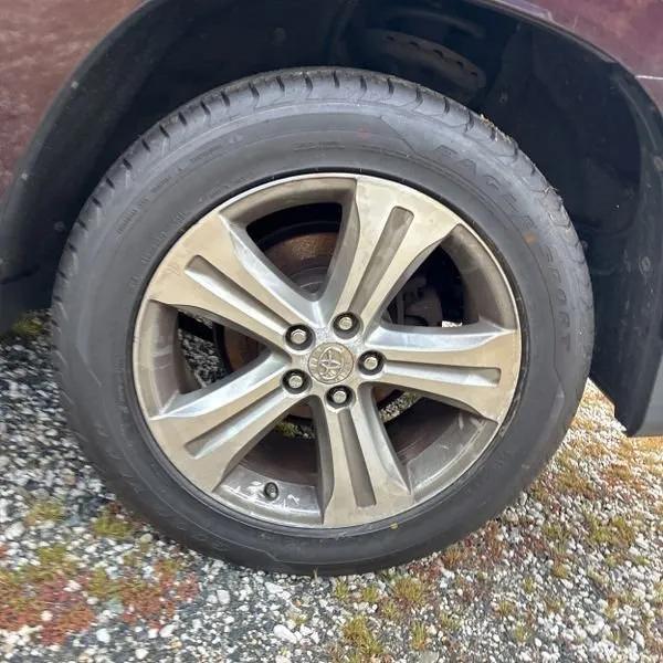 used 2011 Toyota Highlander car, priced at $9,495