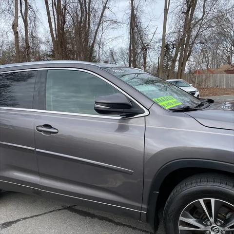 used 2016 Toyota Highlander car, priced at $14,995