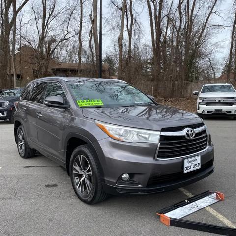 used 2016 Toyota Highlander car, priced at $14,995