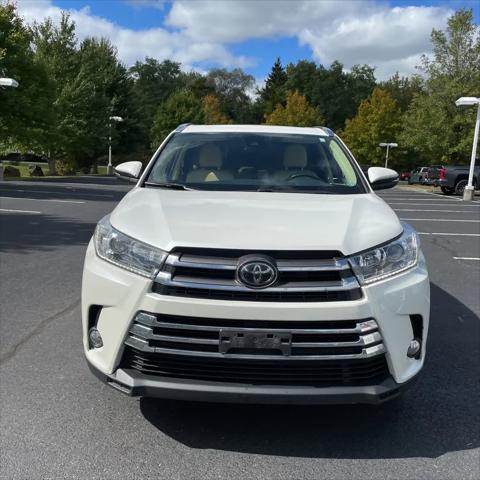 used 2018 Toyota Highlander car, priced at $19,995