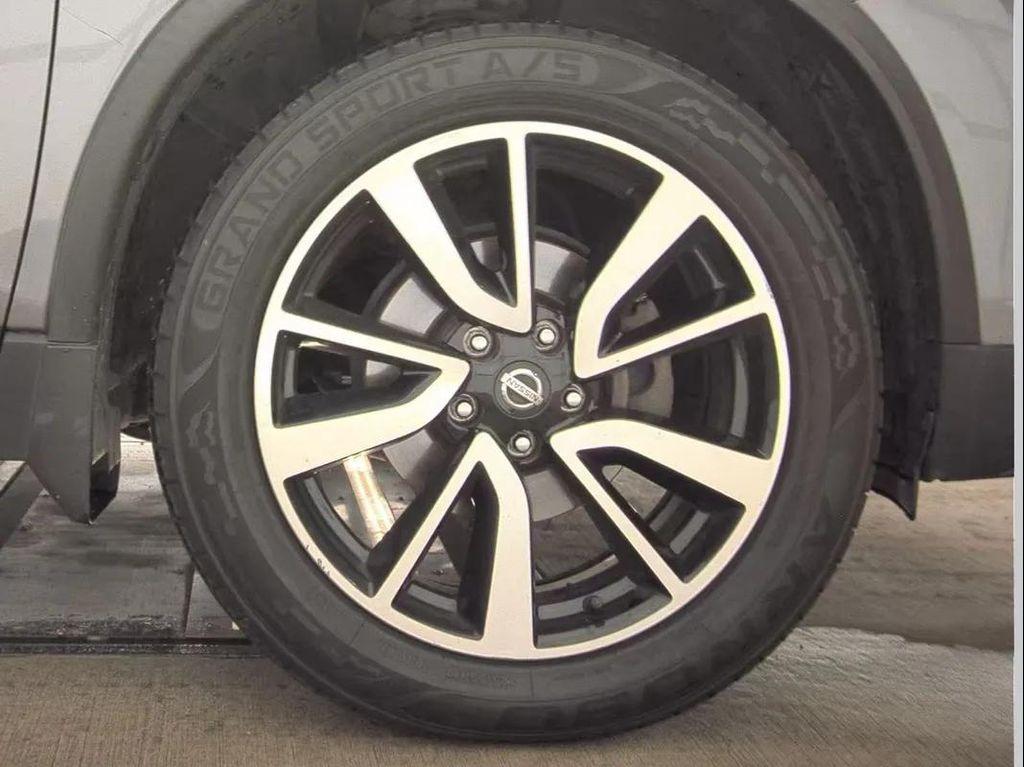 used 2017 Nissan Rogue car, priced at $9,495