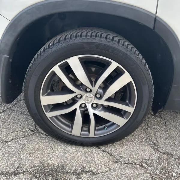 used 2016 Honda Pilot car, priced at $11,995